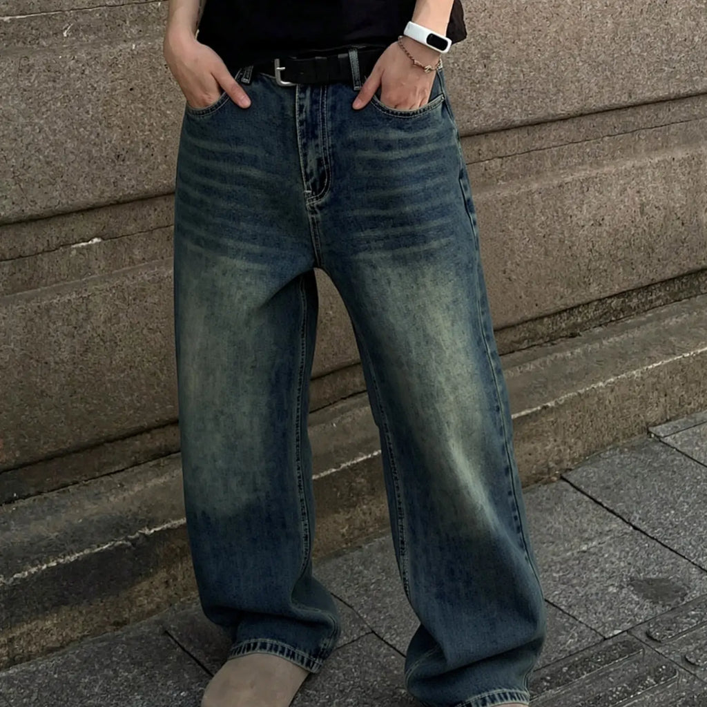 Light Wash Loose Straight Leg Jeans